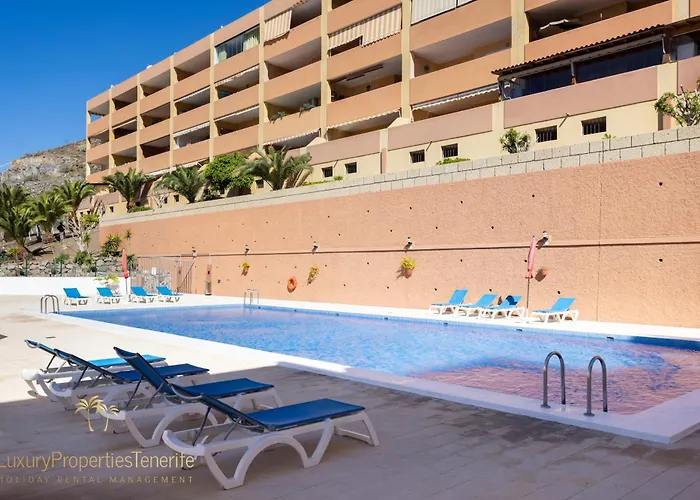 Yulian Будинок відпочинку